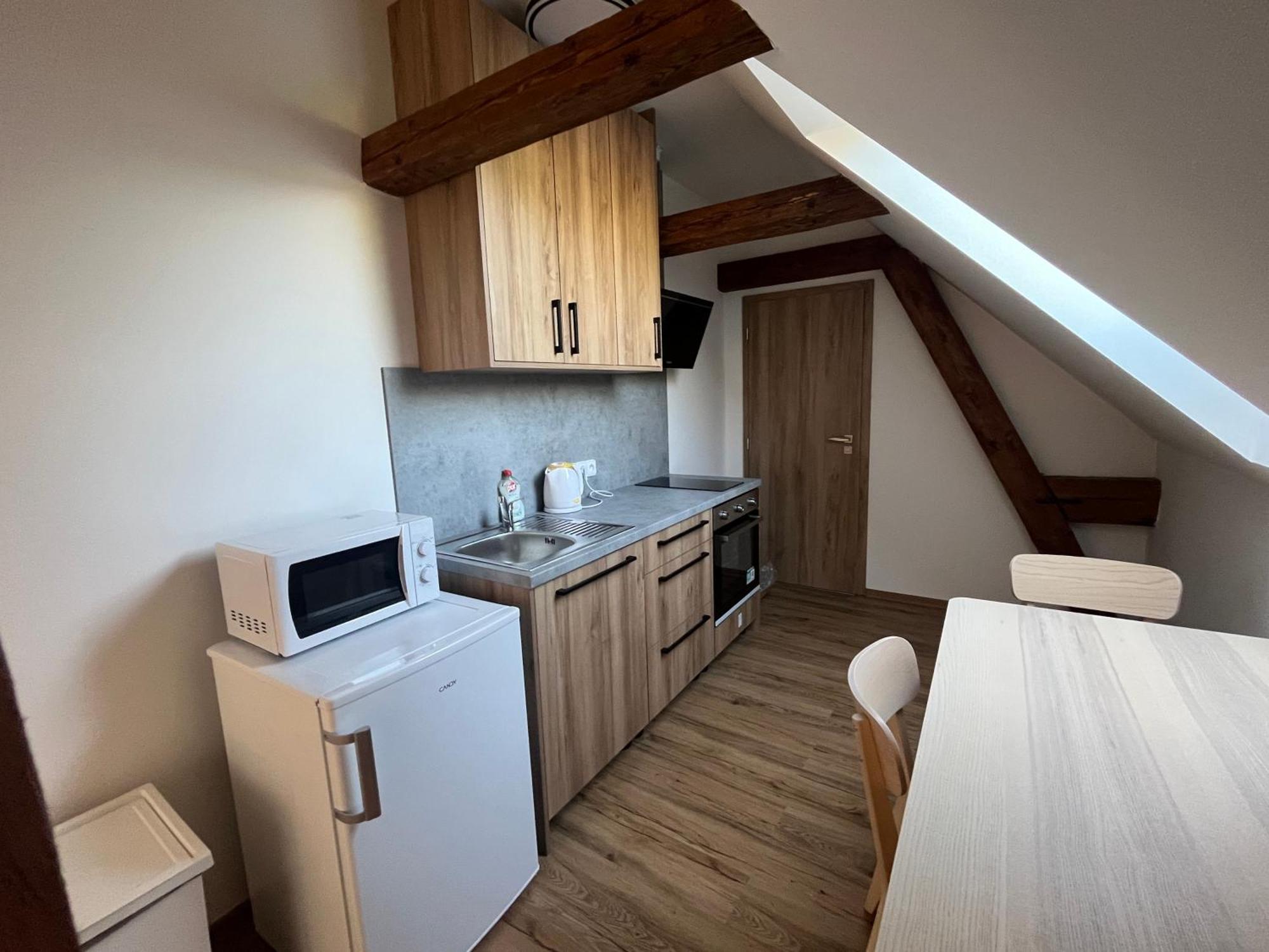 Apartmany Statek Bezdedice Hostomice Exterior photo